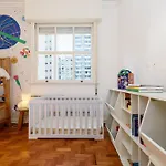 Omar do Rio: Amplo 3 Qtos a 300m da Praia de Copacabana e 500m do Metrô Cantagalo, c/ Biblioteca, Workstation, Internet 500mbps, Máquina Lava&Seca - LM 76/601
